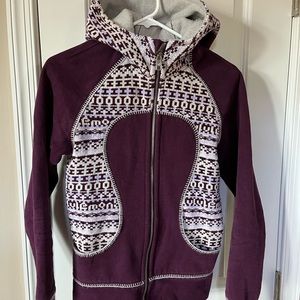 Lululemon Limited Edition Scuba Hoodie - sweater detail - Size 6